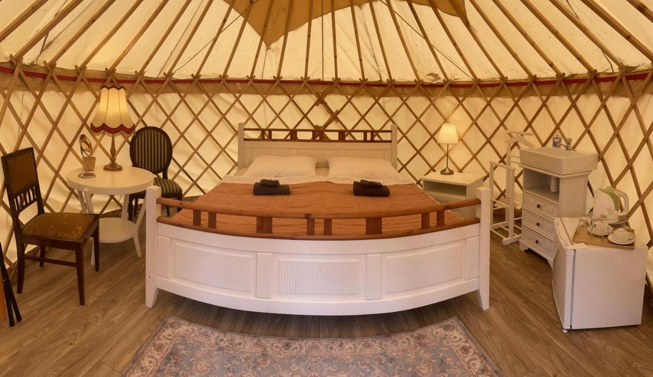 Oeko Kemping Es Glamping Tiszadada المظهر الخارجي الصورة