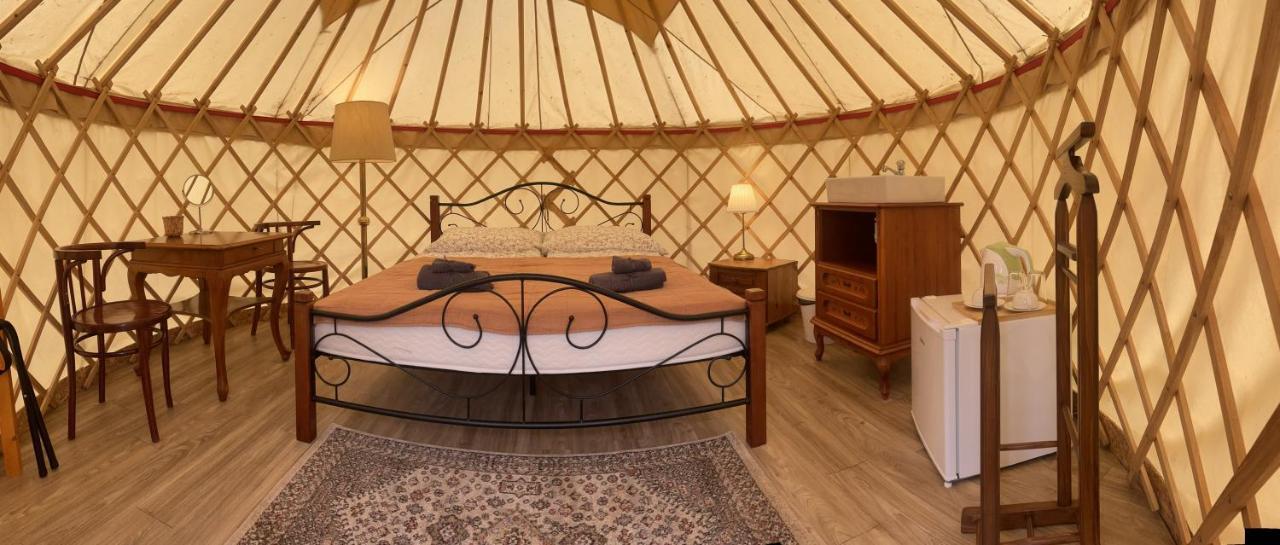 Oeko Kemping Es Glamping Tiszadada المظهر الخارجي الصورة